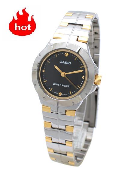 (ขายดี) Casio รุ่น LTP-1242SG-1CDF Standard Lady นาฬิกาข้อมือผู้หญิงสายสองกษัตริย์ หน้าปัดดำ - มั่นใจ สินค้าของแท้ ประกันศูนย์ 1 ปีเต็ม (ขายดี) Casio รุ่น LTP-1242SG-1CDF Standard Lady นาฬิกาข้อมือผู้หญิงสายสองกษัตริย์ หน้าปัดดำ - มั่นใจ สินค้าของแท้ ประกันศูนย์ 1 ปีเต็ม