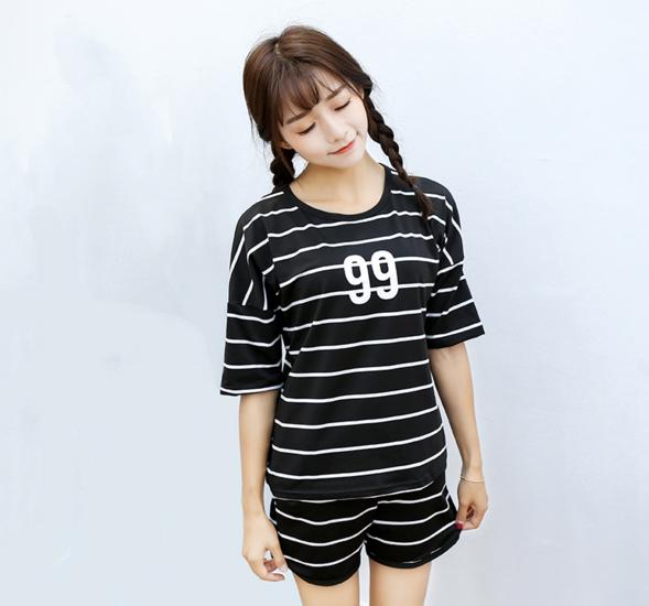 YUKI ชุดเสื้อแขนสั้น กางเกงขาสั้น (มีไซร้ใหญ่ M/L/XL/XXL) รุ่น P007 YUKI ชุดเสื้อแขนสั้น กางเกงขาสั้น (มีไซร้ใหญ่ M/L/XL/XXL) รุ่น P007
