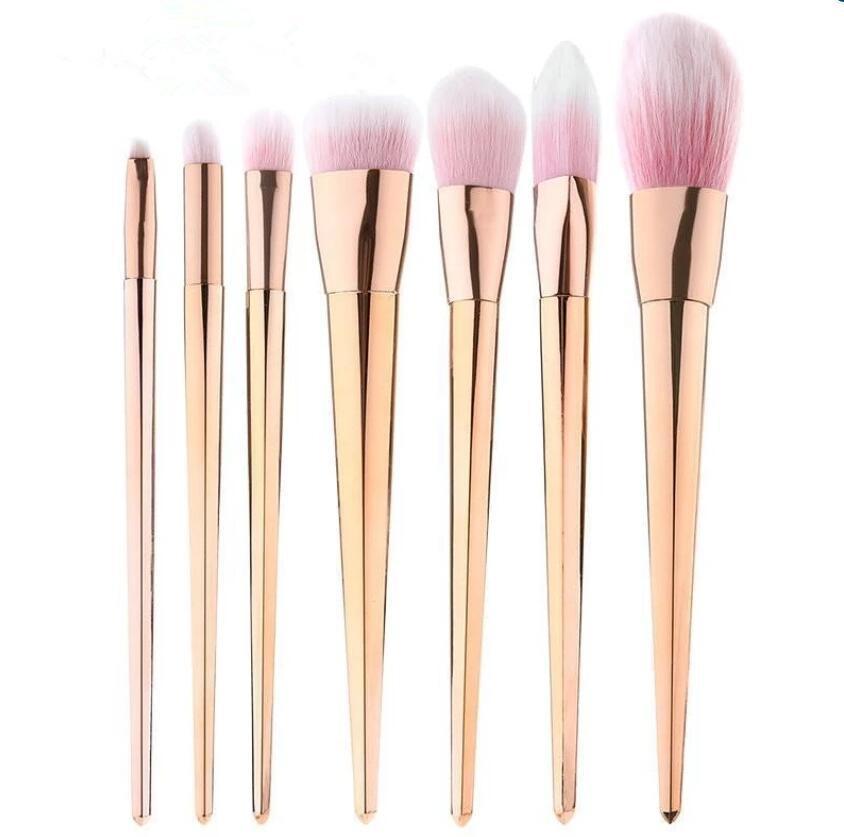 เเปรงเเต่งหน้าทองคำ 7 ชิ้น (Rose Gold)