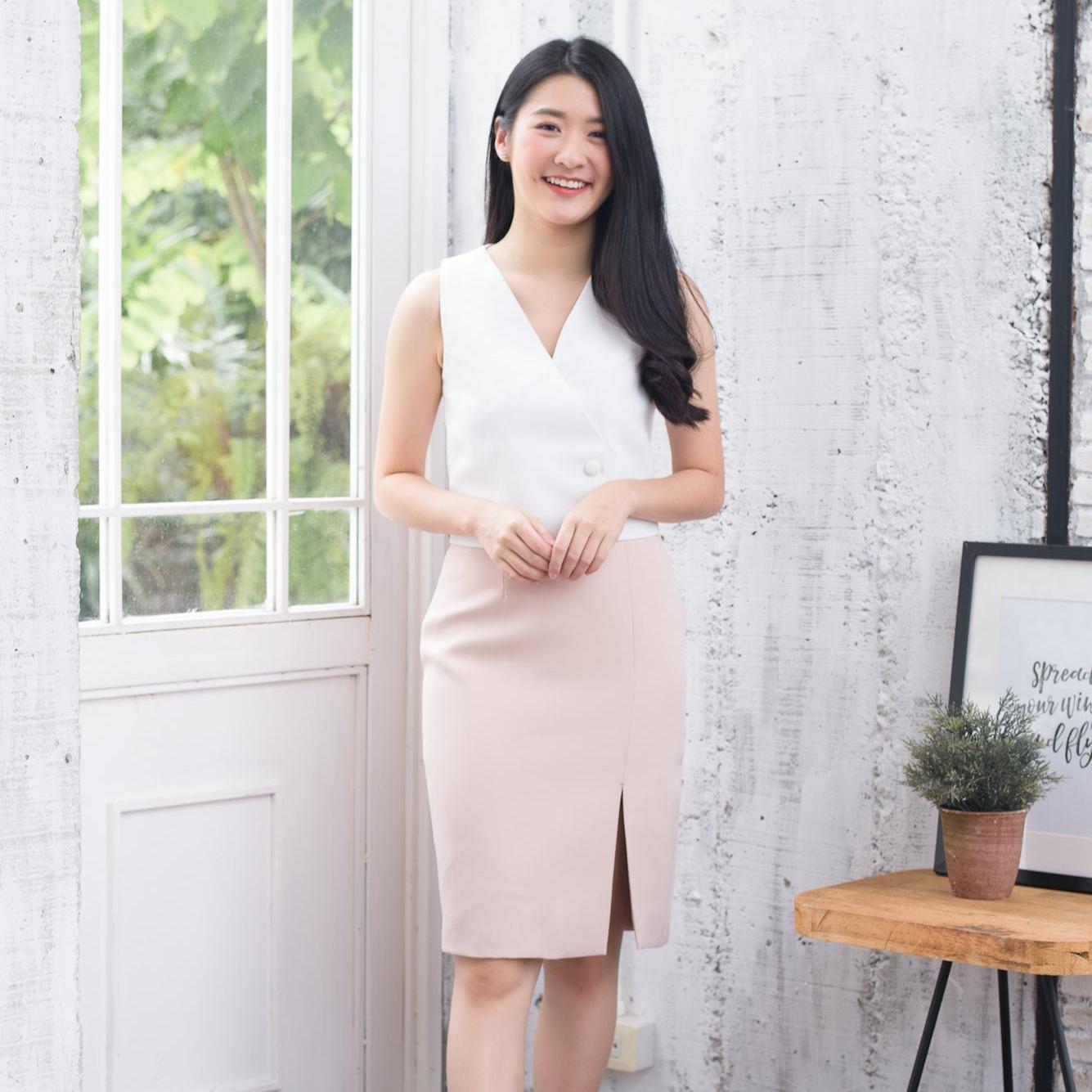 Estrela Sisi Skirt กระโปรงทรงดินสอผ่าหน้า