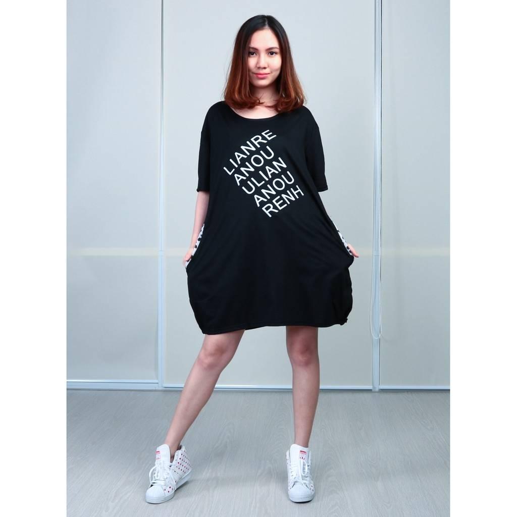 เสื้อแฟชั่นกระเป๋าข้างฟรีไซส์ (สีดำ) เสื้อแฟชั่นกระเป๋าข้างฟรีไซส์ (สีดำ)