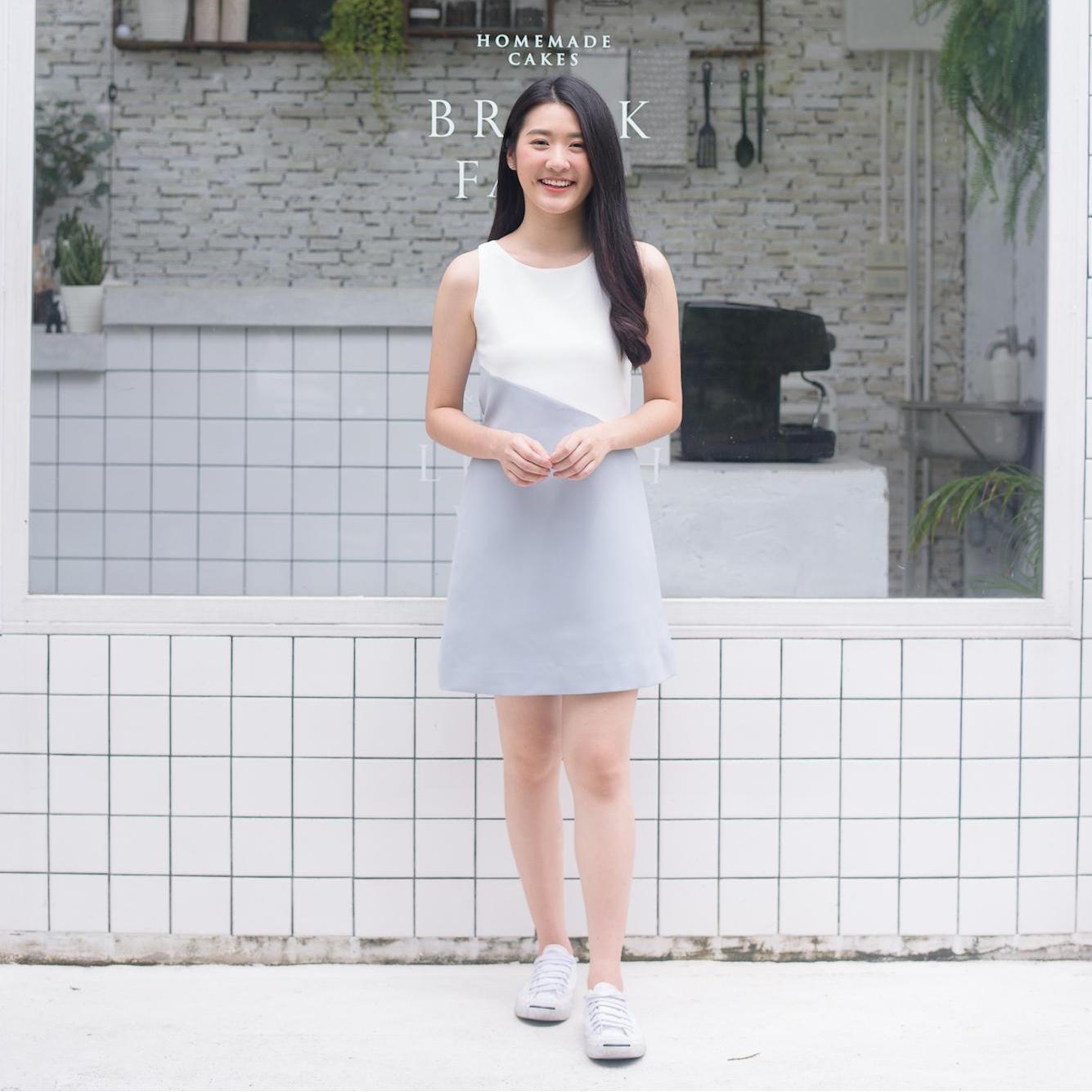 Estrela Two-Tone Dress เดรสแขนกุ๊ดทูโทน