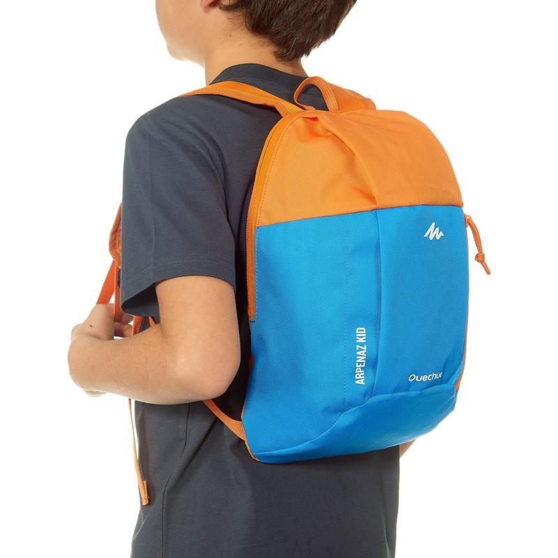 Quechua เป้สะพายหลังสำหรับเด็กรุ่น ARPENAZ KID (สีฟ้า/ส้ม)