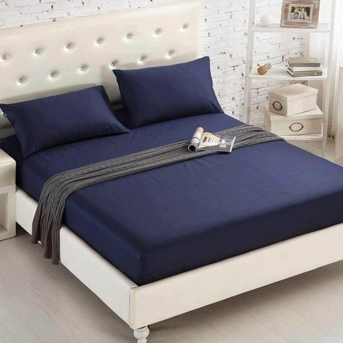 FD Premium ผ้าปูที่นอน ชุดผ้าปู ชุดปูที่นอน ขนาด 5 ฟุต 5 ชื้น(150*200) CM. แบบสีพื้น