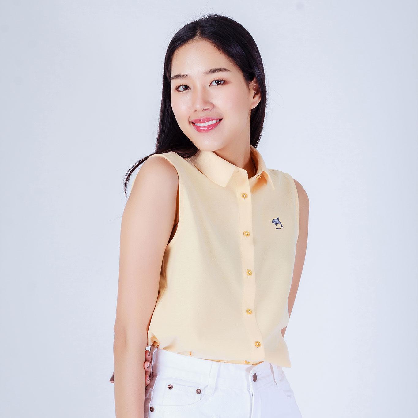 ISSARA Original เสื้อเชิ้ตหญิง แขนกุด สีเหลือง origami dolphin ISSARA Original เสื้อเชิ้ตหญิง แขนกุด สีเหลือง origami dolphin