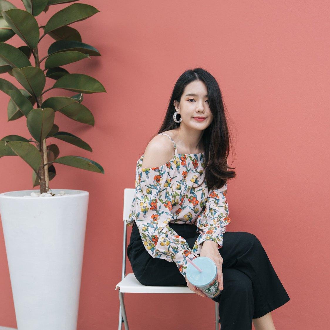 Kimmame เสื้อ รุ่น Floral Ruby 4 ลาย Kimmame เสื้อ รุ่น Floral Ruby 4 ลาย