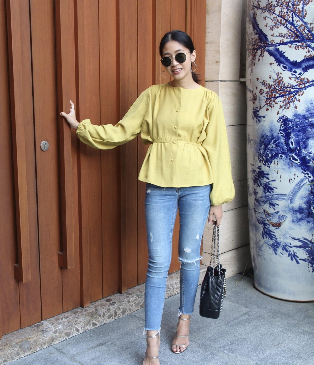 SAC.BANGKOK เสื้อเบลาส์แขนยาวทรงกระดิ่ง LONG SLEEVES BLOUSE