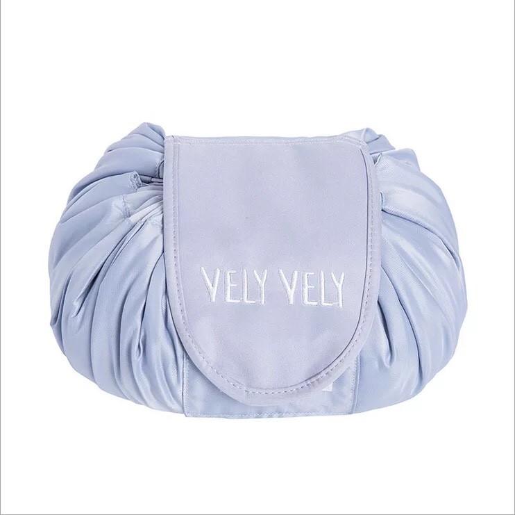 กระเป๋าเครื่องสำอางค์ VELY VELY แบบรูด สะดวก รุ่น BN0004 มี 3 สี กระเป๋าเครื่องสำอางค์ VELY VELY แบบรูด สะดวก รุ่น BN0004 มี 3 สี