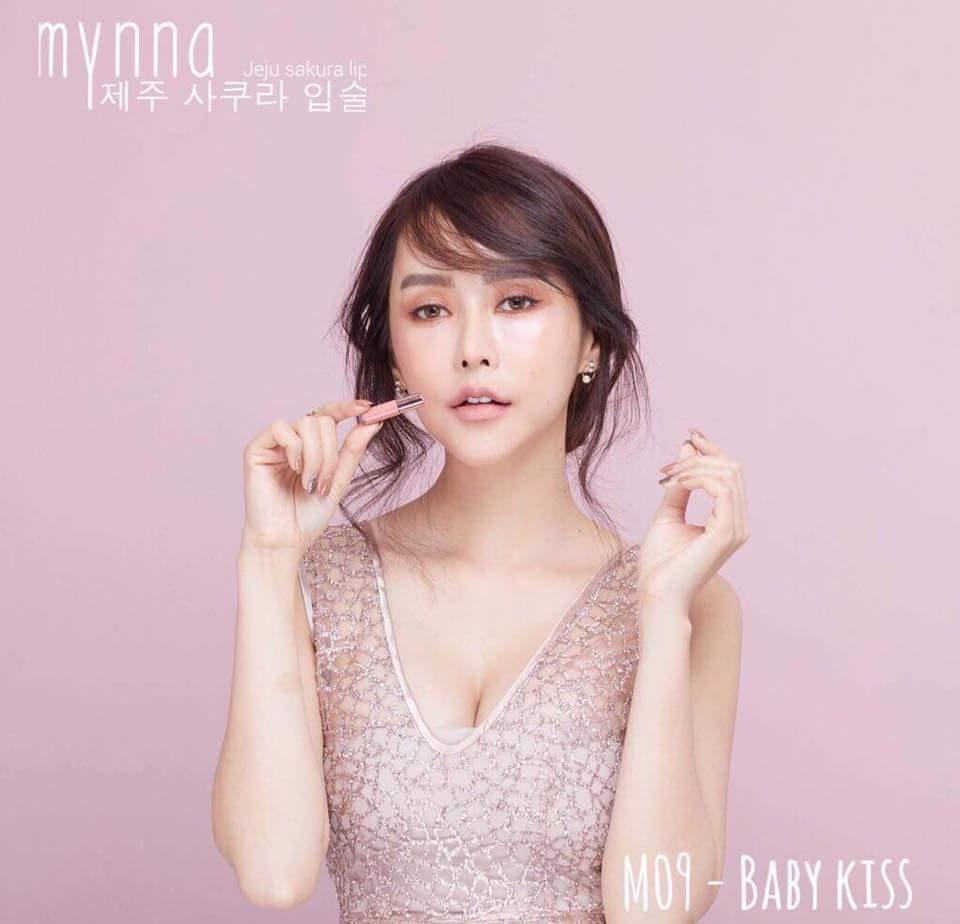 Mynna มินนา ลิปดอกซากุระ ลิปจิ๋วเนื้อแมทสีออแกนิค ธรรมชาติสุดๆ เม็ดสีแน่น ติดทน กันน้ำ มีให้เลือก 20 สี (Mini Series) พร้อมส่ง มีเก็บเงินปลายทาง Mynna มินนา ลิปดอกซากุระ ลิปจิ๋วเนื้อแมทสีออแกนิค ธรรมชาติสุดๆ เม็ดสีแน่น ติดทน กันน้ำ มีให้เลือก 20 สี (Mini Series) พร้อมส่ง มีเก็บเงินปลายทาง