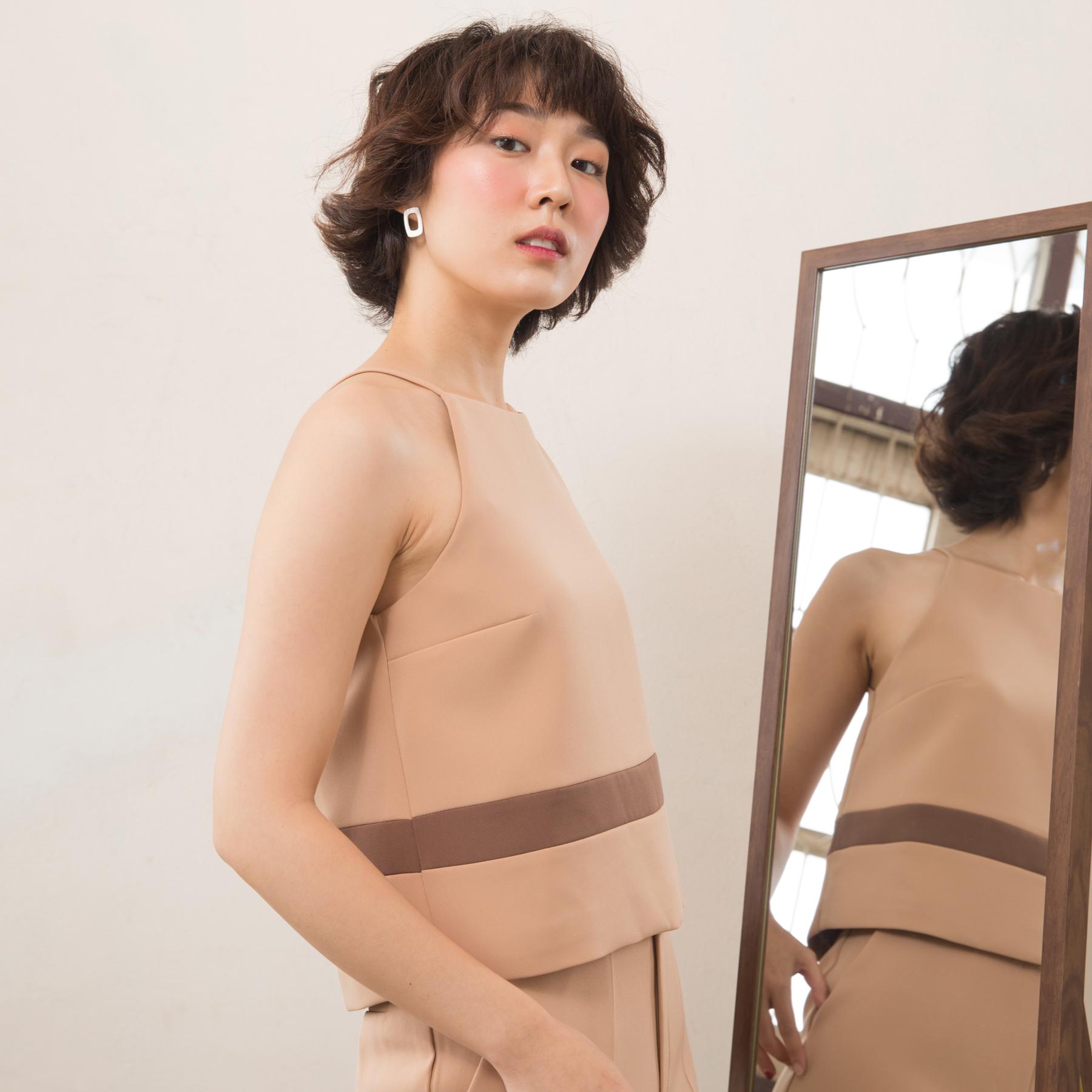 Sew am i - Pola top - Sand brown เสื้อสายเดี่ยวทูโทนตัวสั้น