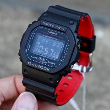 Casio G-Shock รุ่น DW-5600HR-1DR นาฬิกาข้อมือผู้ชาย สายเรซิ่น - สีดำ/แดง ตัวใหม่ล่าสุด (สินค้าของแท้ 100% ประกันศูนย์ CMG 1 ปีเต็ม)