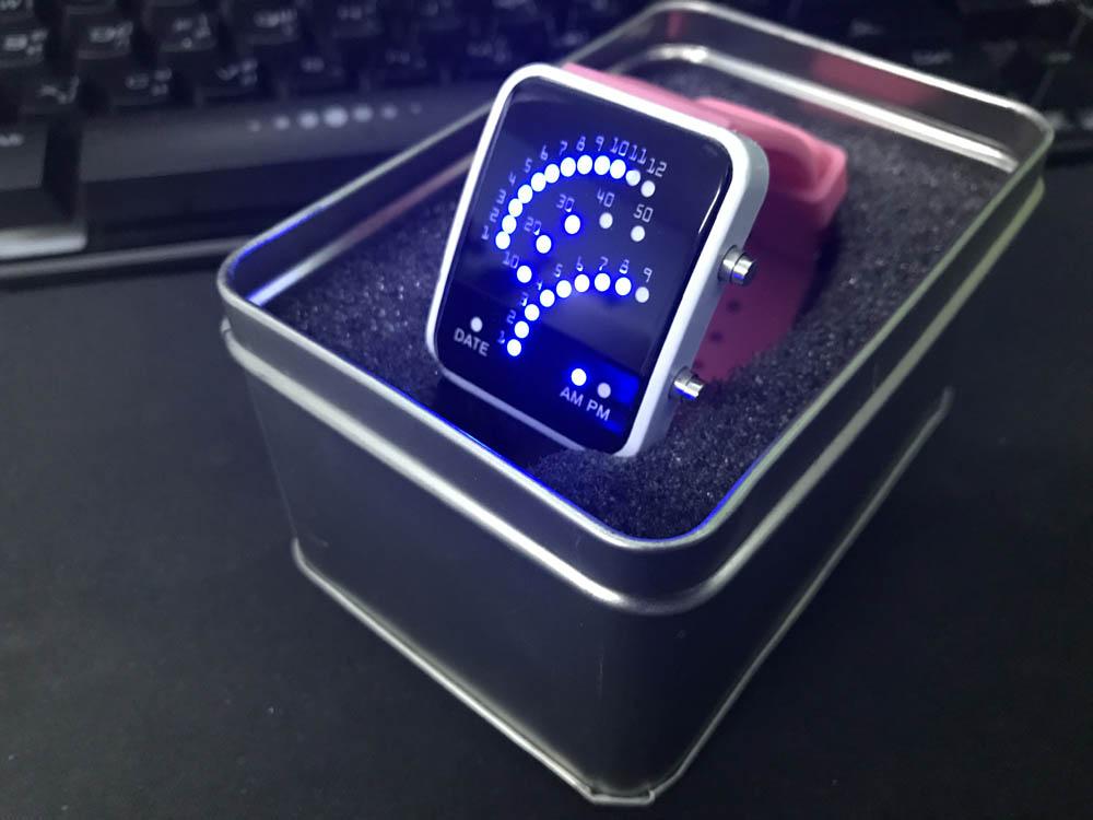 นาฬิกาข้อมือ LED