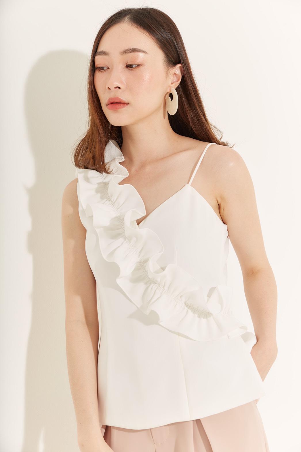 Le qua - Peony ruffle top **pre-order 7-14 วัน**