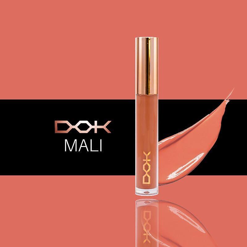 Dok Velvet Matte Liquid Lip (Mali) ลิปสติกเนื้อลิควิค เนื้อแมท ติดทนนาน 1แท่ง