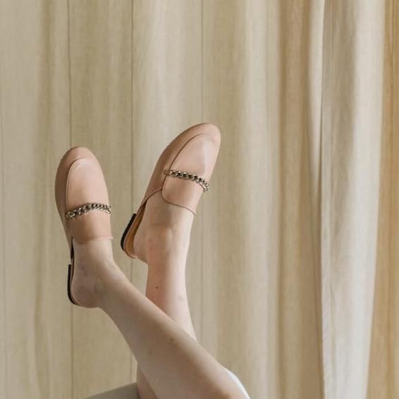 Primest - รองเท้าสวมเปิดหลัง Chain Slippers (BEIGE)