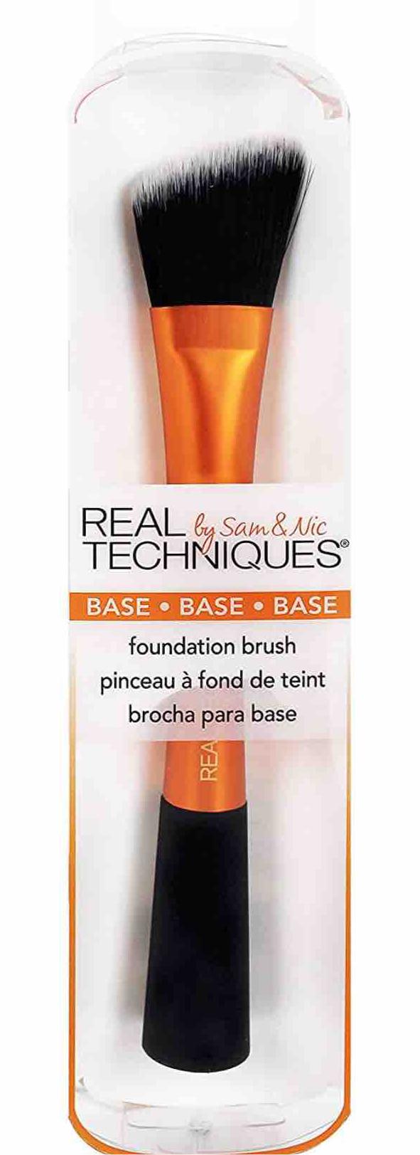 Real Techniques Foundation Brush Real Techniques Foundation Brush