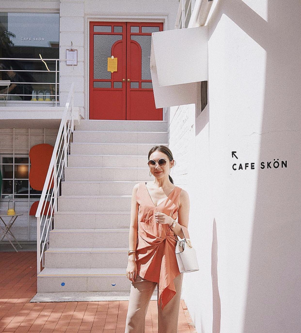 Sitapisha เสื้อแขนกุด Lena top