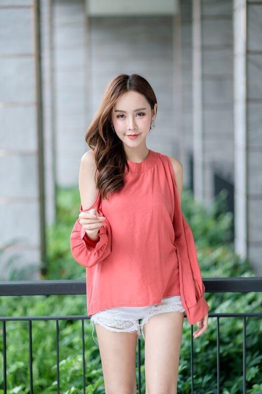 bynuchja shop เสื้อแขนยาว เว้าแขน bynuchja shop เสื้อแขนยาว เว้าแขน