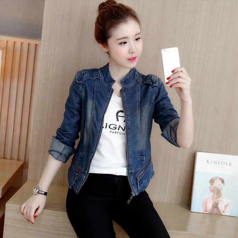 เสื้อแจ็กเก็ตยีนส์คาวบอยเข้ารูปแฟชั่น