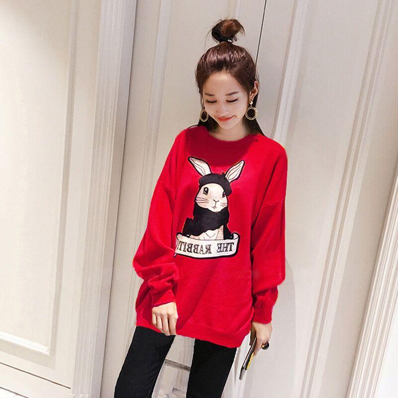 Fashion เสื้อแขนยาว คอกลม สกรีนลายกระต่ายน้อยด้านหน้า (สีแดง) รุ่น 115