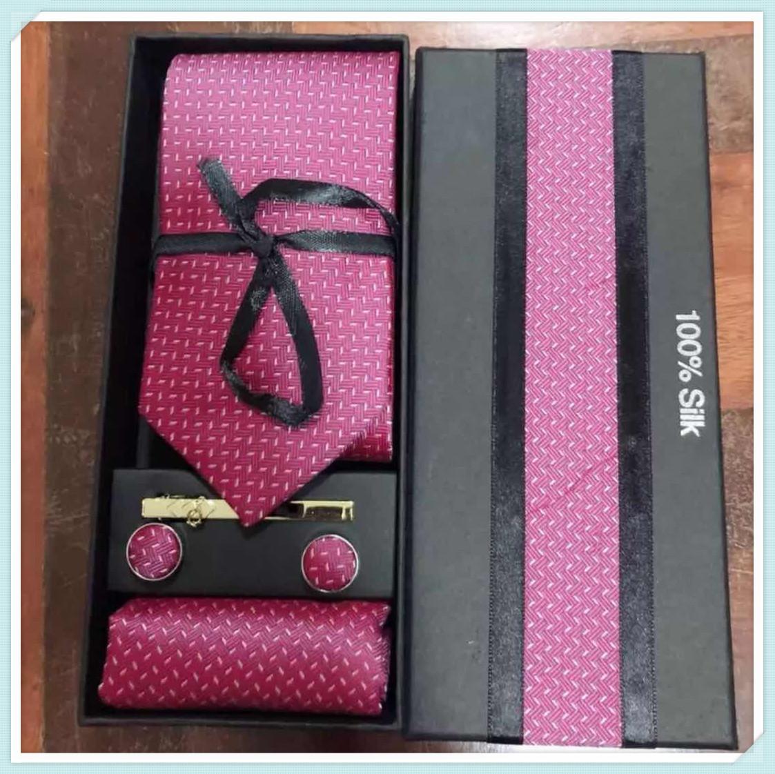 ผูกเน็คไท Men's tie