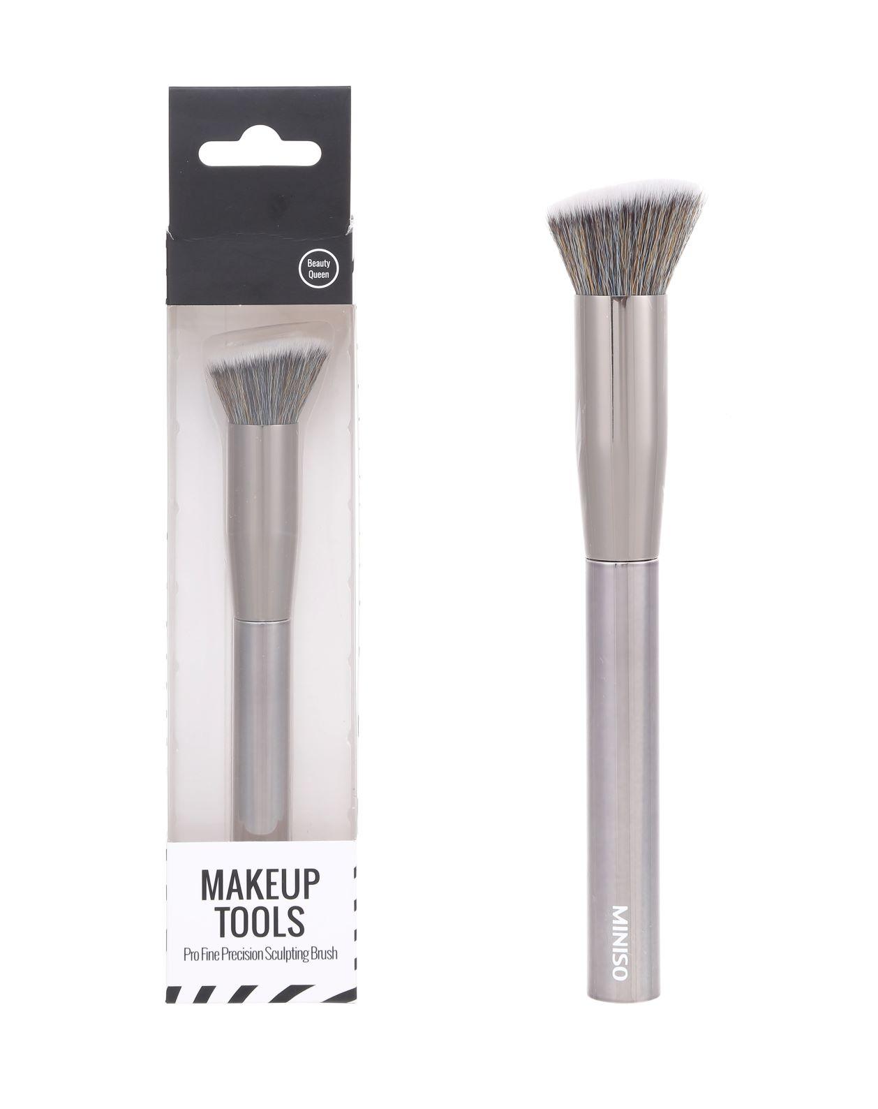 MINISO แปรงปัดแก้มแบบเฉียง รุ่น ProFinePrecisionSculptingBrush MINISO แปรงปัดแก้มแบบเฉียง รุ่น ProFinePrecisionSculptingBrush