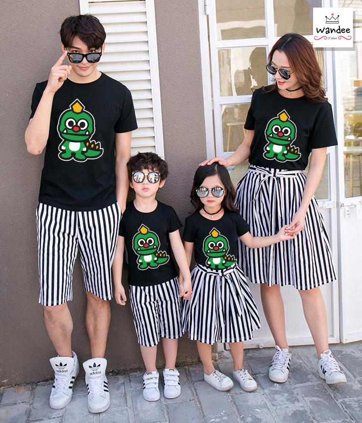เสื้อยืดครอบครัว พ่อ+แม่+ลูก