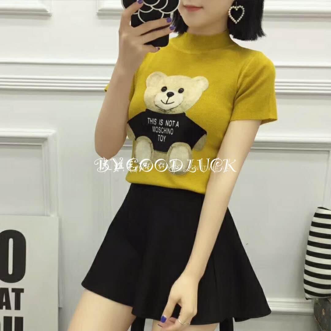 เสื้อไหมพรมแขนสั้น ลายหมี รุ่นแขนสั้นหมี(สีเหลือง) เสื้อไหมพรมแขนสั้น ลายหมี รุ่นแขนสั้นหมี(สีเหลือง)