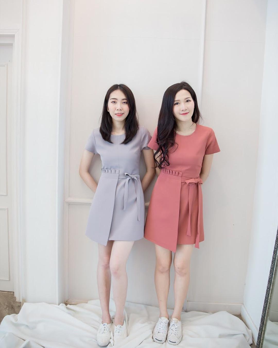 Dear Darling ชุดเดรสสั้นเเขนกุด มีเชือกผูกเอวรุ่น Mine Dress