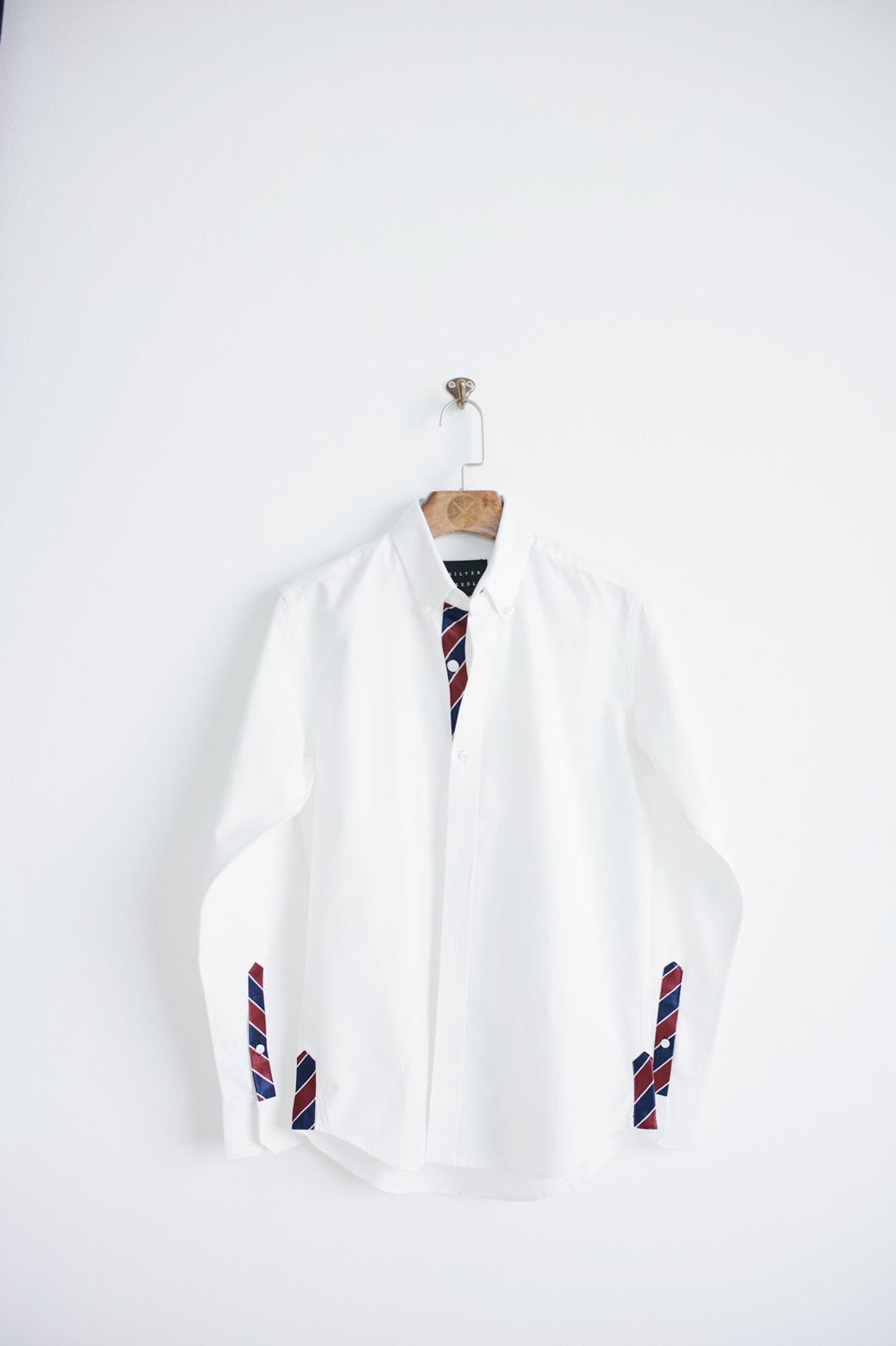 Thesilverneedle Classic Oxford Shirt เสื้อเชิ้ตสีขาว