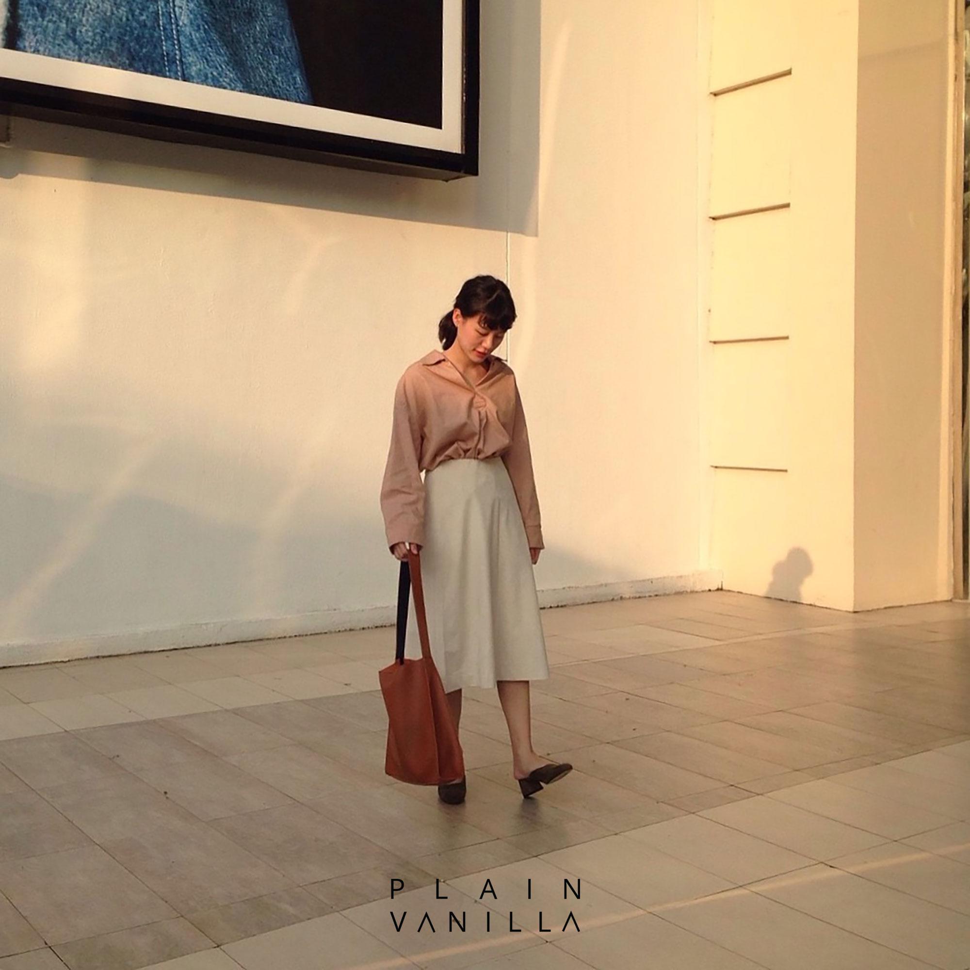 PLAIN VANILLA by JELLYPLEASE เสื้อเชิ้ตแขนยาว ผ้าคอตตอน รุ่น PLAIN SHIRT