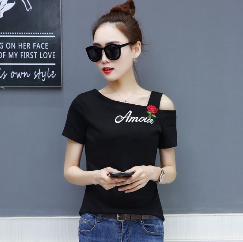 เสื้อยืดแขนสั้นผู้หญิง สไตล์เกาหลีZASHION Semi Off Shoulder Slim Fit Embroidered Tee Top