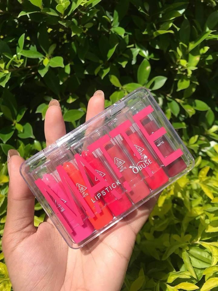 Obuse Matte Sensuous Fell เซ็ตลิปสติกเนื้อแมท เซต6โทนสี มินิลิปเซ็ท OB-1278 ลิปสติกเนื้อแมท บางเบา ติดทนนาน ไม่หลุดง่าย (งานแท้100%) Obuse Matte Sensuous Fell เซ็ตลิปสติกเนื้อแมท เซต6โทนสี มินิลิปเซ็ท OB-1278 ลิปสติกเนื้อแมท บางเบา ติดทนนาน ไม่หลุดง่าย (งานแท้100%)