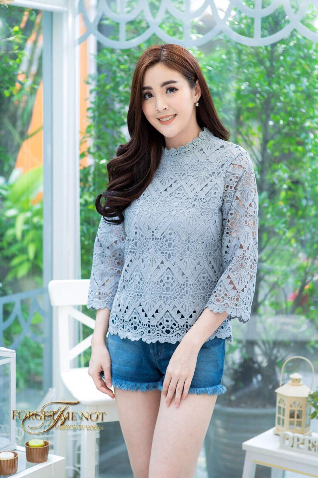Forget me not เสื้อลูกไม้อิตาลี่ แขน 5 ส่วนแขนตรงใส่สวยเรยค่ะ ลายสวยมาก