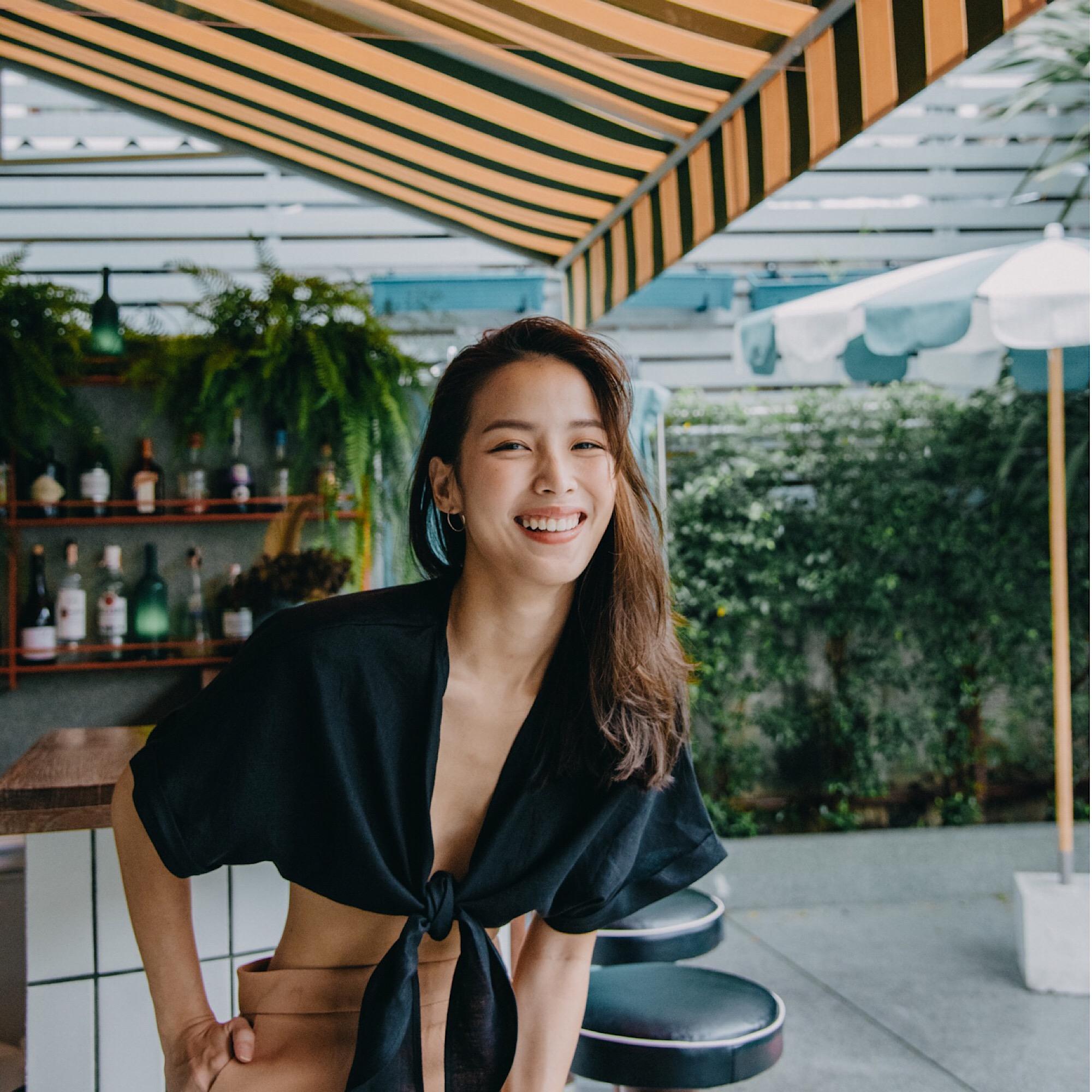 E144 - Linen wrap top⠀ E144 - Linen wrap top⠀