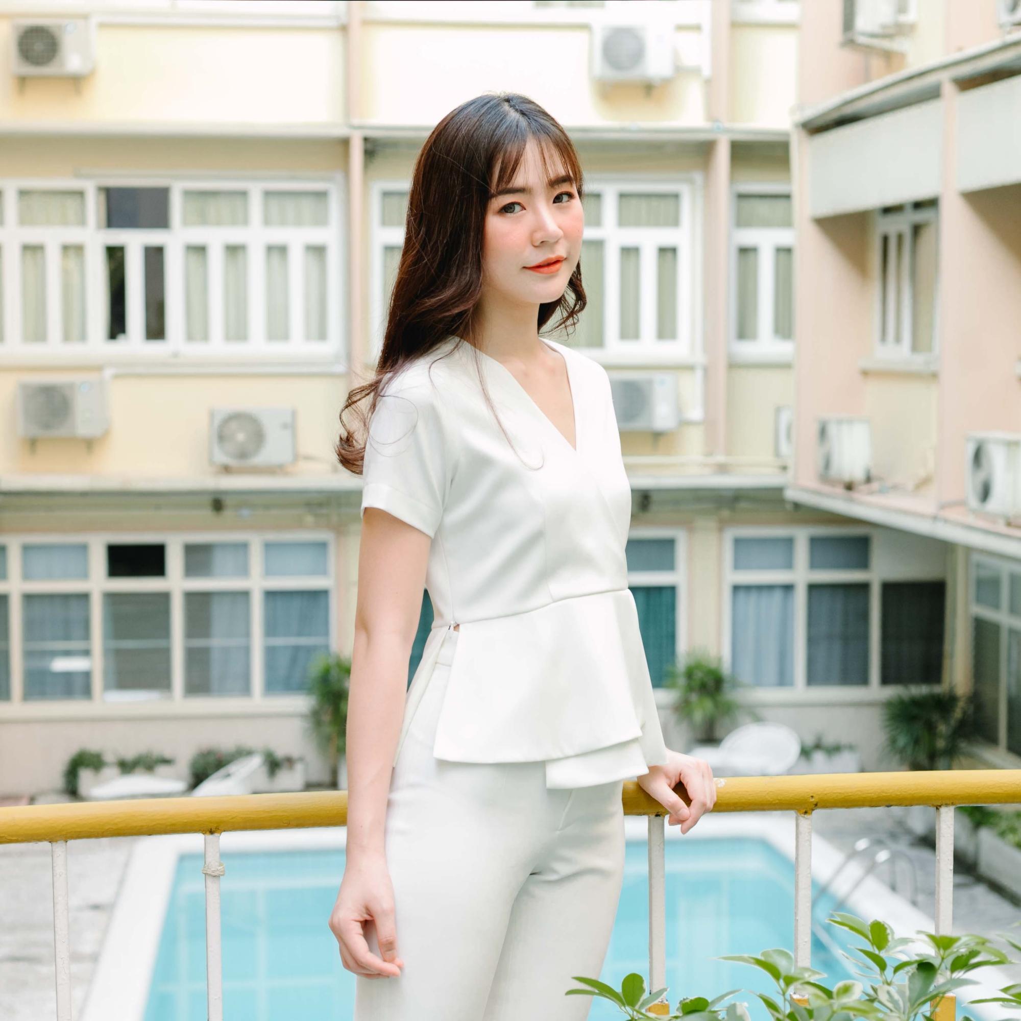 BNK GENE TOP
