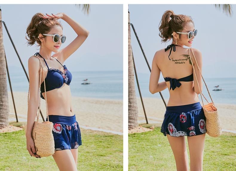 ชุดว่ายน้ำผู้หญิง เดินเล่นชายหาด เซ็กซี่ ไม่โป๊ มี 4 sizes 3 สี รุ่น 31822 ชุดว่ายน้ำผู้หญิง เดินเล่นชายหาด เซ็กซี่ ไม่โป๊ มี 4 sizes 3 สี รุ่น 31822