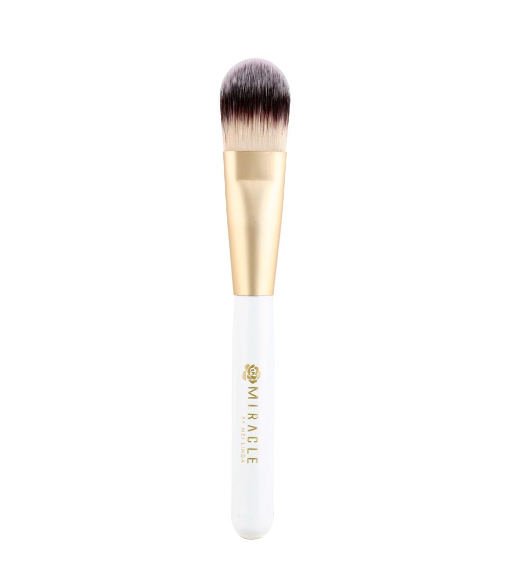 MeiLinda Miracle Foundation Brush N0.4117-04 แปรงหัวแบนสำหรับลงรองพื้น หรือทาคอนซีลเลอร์ใต้ตา เมลินดา ราคาถูก MeiLinda Miracle Foundation Brush N0.4117-04 แปรงหัวแบนสำหรับลงรองพื้น หรือทาคอนซีลเลอร์ใต้ตา เมลินดา ราคาถูก