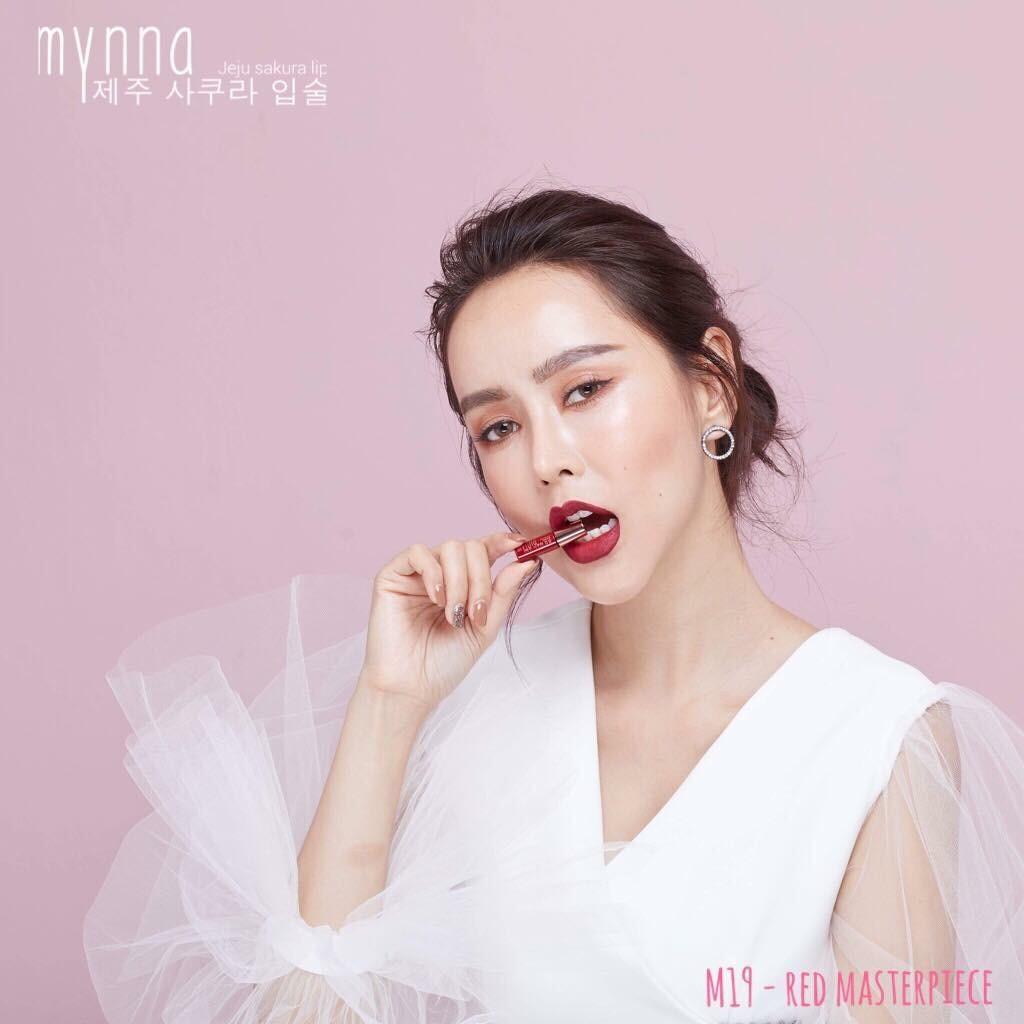 ลิปมินิ Mynna Mini Lipstick ลิปสติก ลิปแมท ลิปพกพา สีทนชัด ปากนุ่ม ชุ่มชื่น ไม่ดำ ไม่แห้ง ไม่ตกร่อง กันน้ำ ขนาด1.2g ลิปมินิ Mynna Mini Lipstick ลิปสติก ลิปแมท ลิปพกพา สีทนชัด ปากนุ่ม ชุ่มชื่น ไม่ดำ ไม่แห้ง ไม่ตกร่อง กันน้ำ ขนาด1.2g