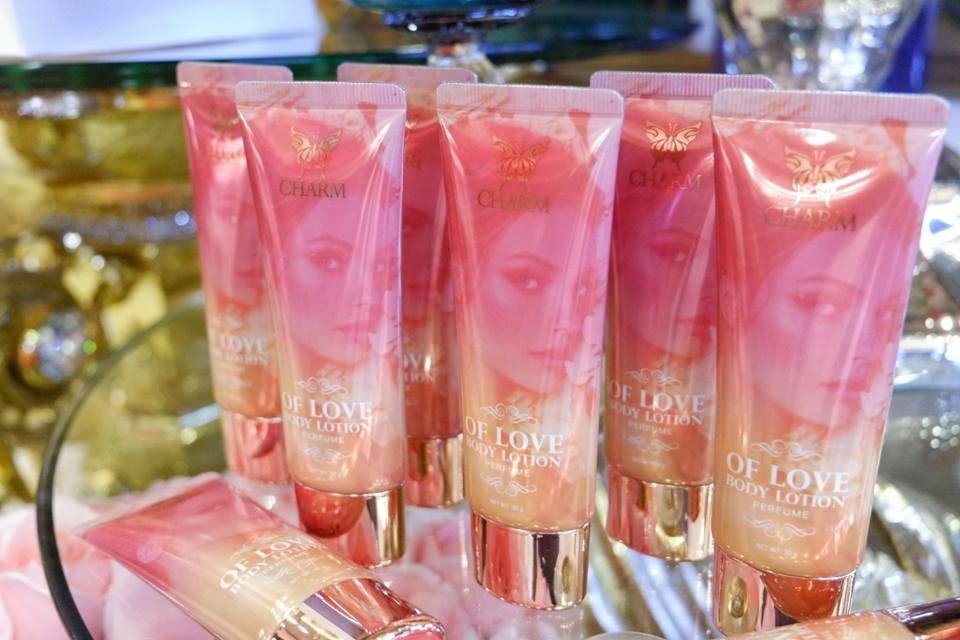 Charm Of Love Body Lotion Perfume (กลิ่น OF LOVE) SPF 20 ปริมาณ 30 ml. (1 ชิ้น)