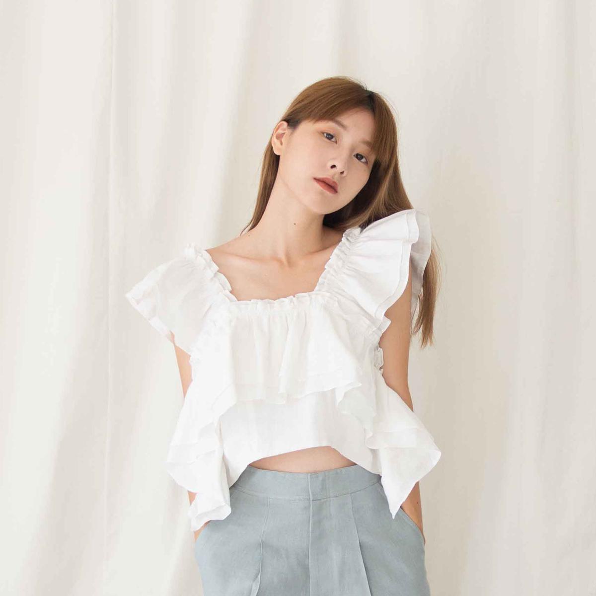 COWORKER (LN.CT.10) - ruffle linen crop top