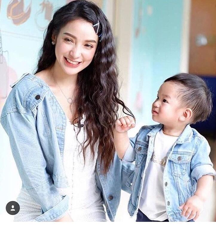เสื้อยีนส์แจ็คเก็ต