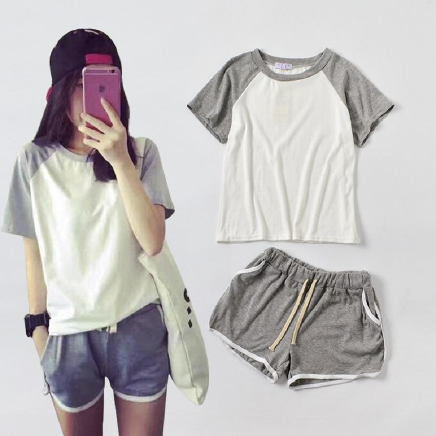 Easy ชุดเซ็ตเสื้อ+กางเกงขาสั้น ผู้หญิง (สีขาว-เทา) รุ่น 5079