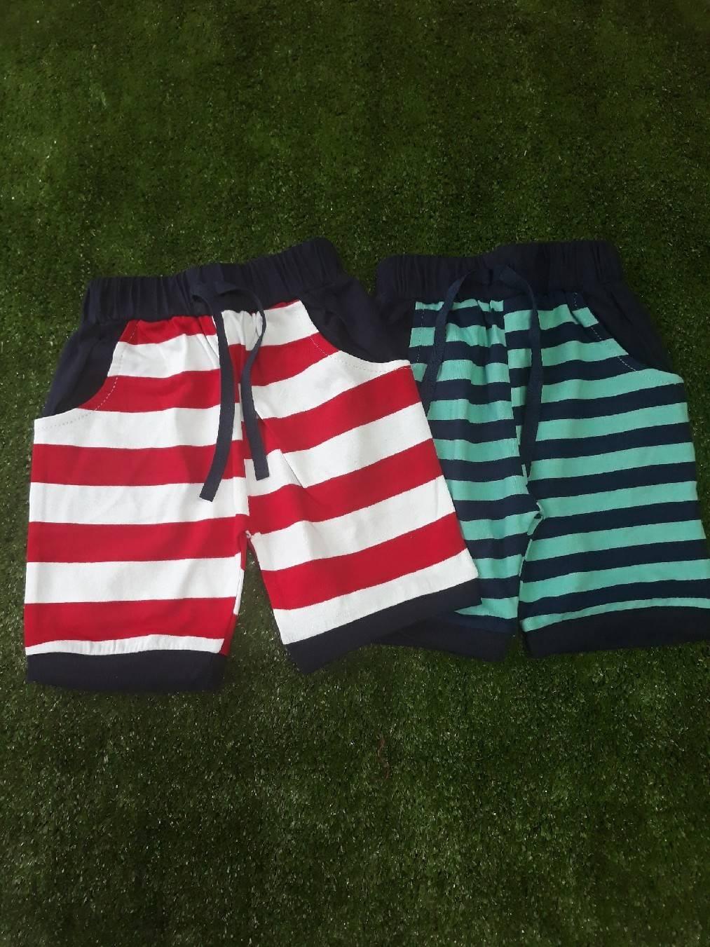 กางเกงขาสั้นลายริ้ว ผ้านิ่มๆใส่สบาย ไซส์ S M L XL (2ตัว) ติดเชือก กระเป๋าล้วง ใส่ได้ ทั้ง ช. และ ญ.**จัดคละแบบ** กางเกงขาสั้นลายริ้ว ผ้านิ่มๆใส่สบาย ไซส์ S M L XL (2ตัว) ติดเชือก กระเป๋าล้วง ใส่ได้ ทั้ง ช. และ ญ.**จัดคละแบบ**