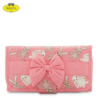กระเป๋าสตางค์ NaRaYa Bunny Print กระเป๋าสตางค์ NaRaYa Bunny Print