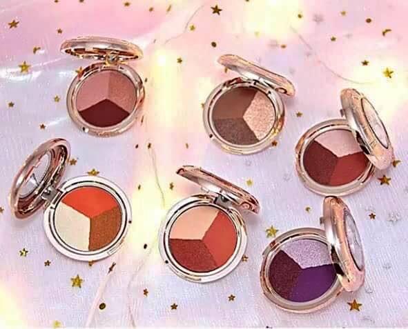 อายแชโดว์ Hojo Eyeshadow 1 ตลับมี 3 สี