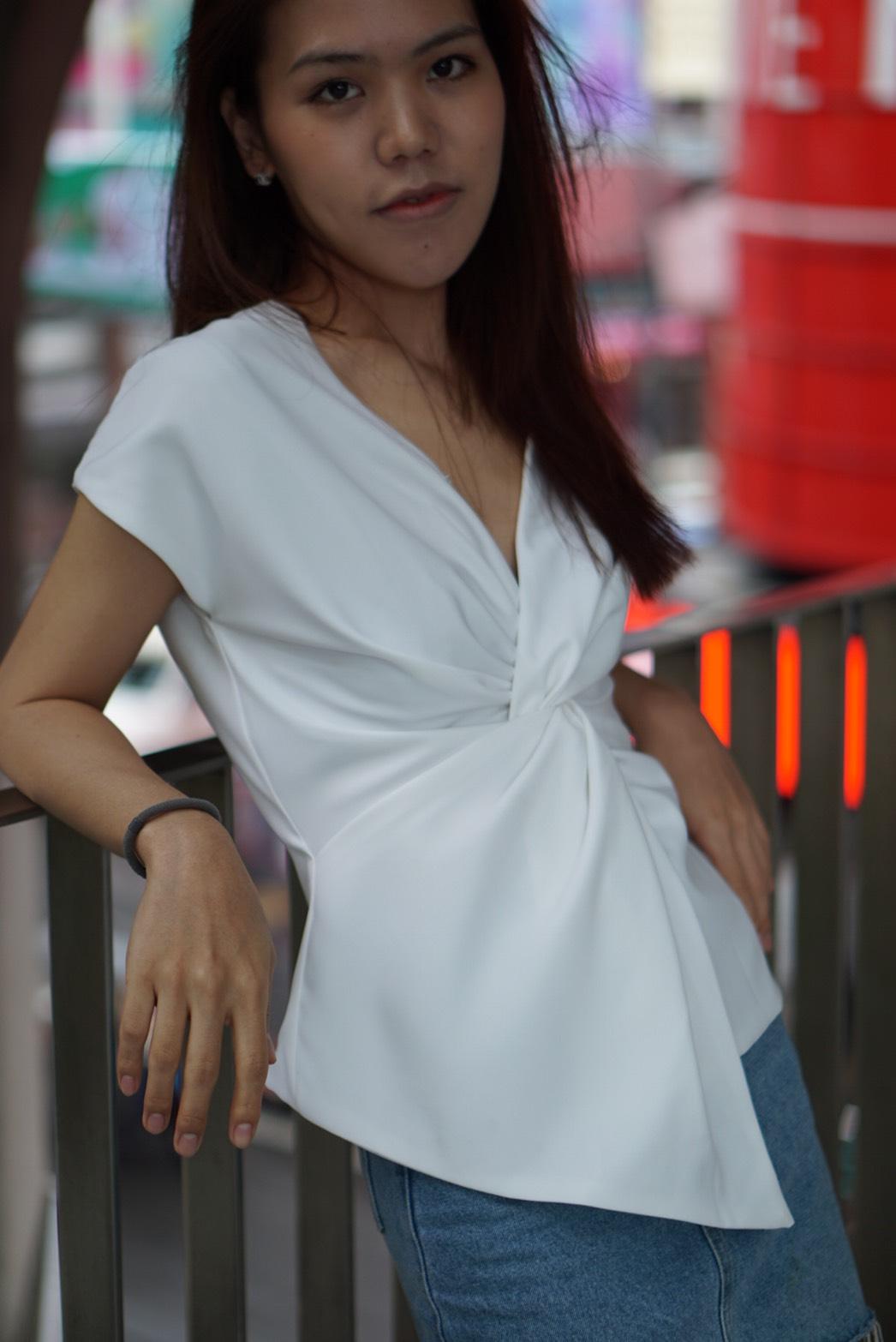 Twisted top