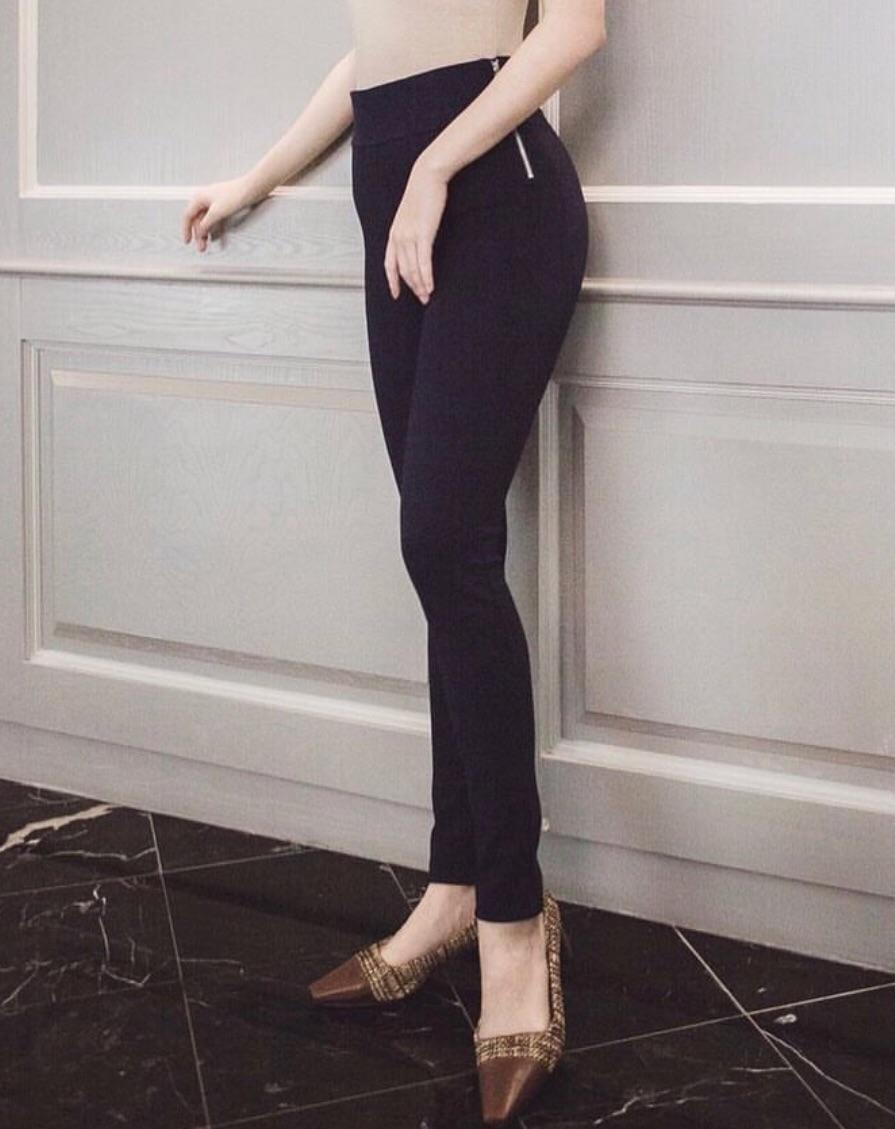 WARA กางเกง ขายาว รุ่น Curved Pants #2 (#036) WARA กางเกง ขายาว รุ่น Curved Pants #2 (#036)