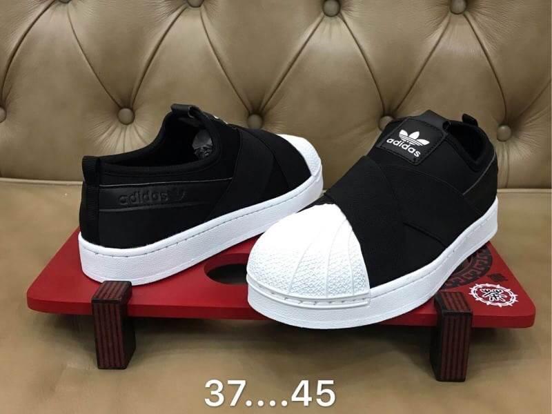 รองเท้าแฟชั่นผ้าใบสไตล์ Adidasใส่นุ่มเบาสบายเท้าใส่ได้ทั้งชายและหญิง