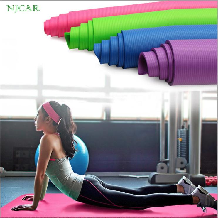 เสื่อโยคะพร้อมและถุงใส่ เบาะเล่นโยคะ แผ่นรองโยคะ พรมโยคะ หนา 10 มม. Yoga Mat เสื่อโยคะพร้อมและถุงใส่ เบาะเล่นโยคะ แผ่นรองโยคะ พรมโยคะ หนา 10 มม. Yoga Mat